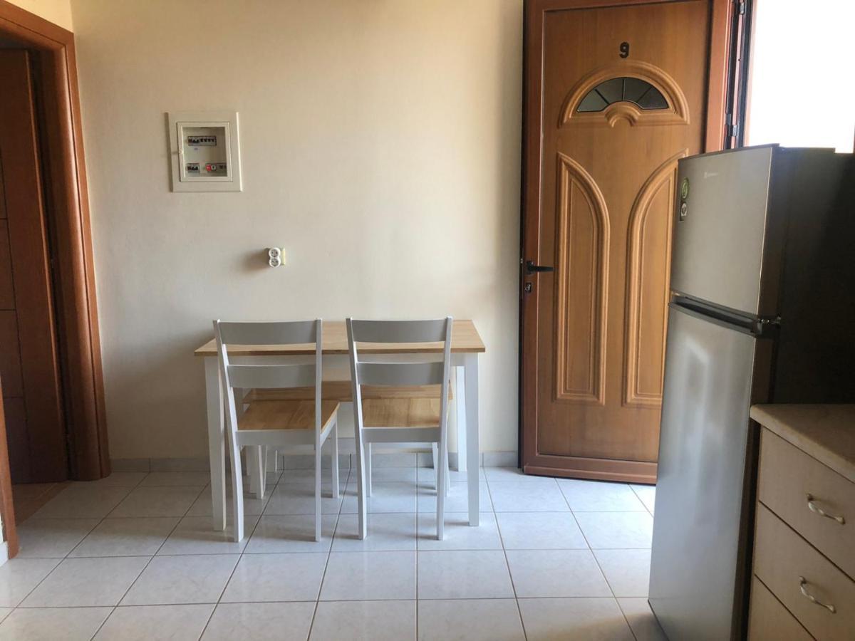 Savvas Apartments Plítra Zewnętrze zdjęcie