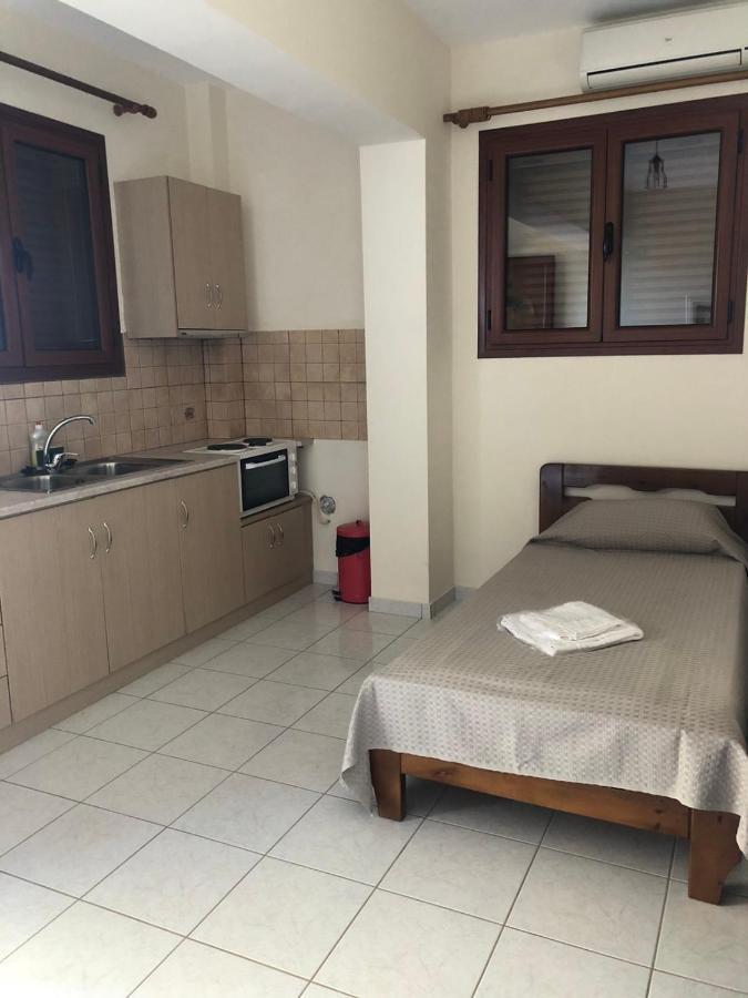 Savvas Apartments Plítra Zewnętrze zdjęcie