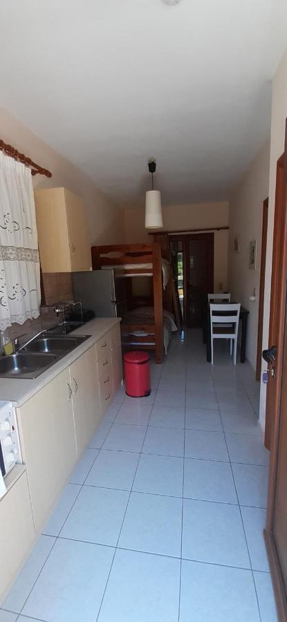 Savvas Apartments Plítra Zewnętrze zdjęcie