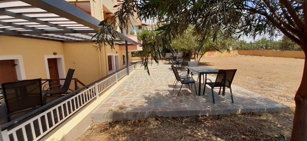 Savvas Apartments Plítra Zewnętrze zdjęcie